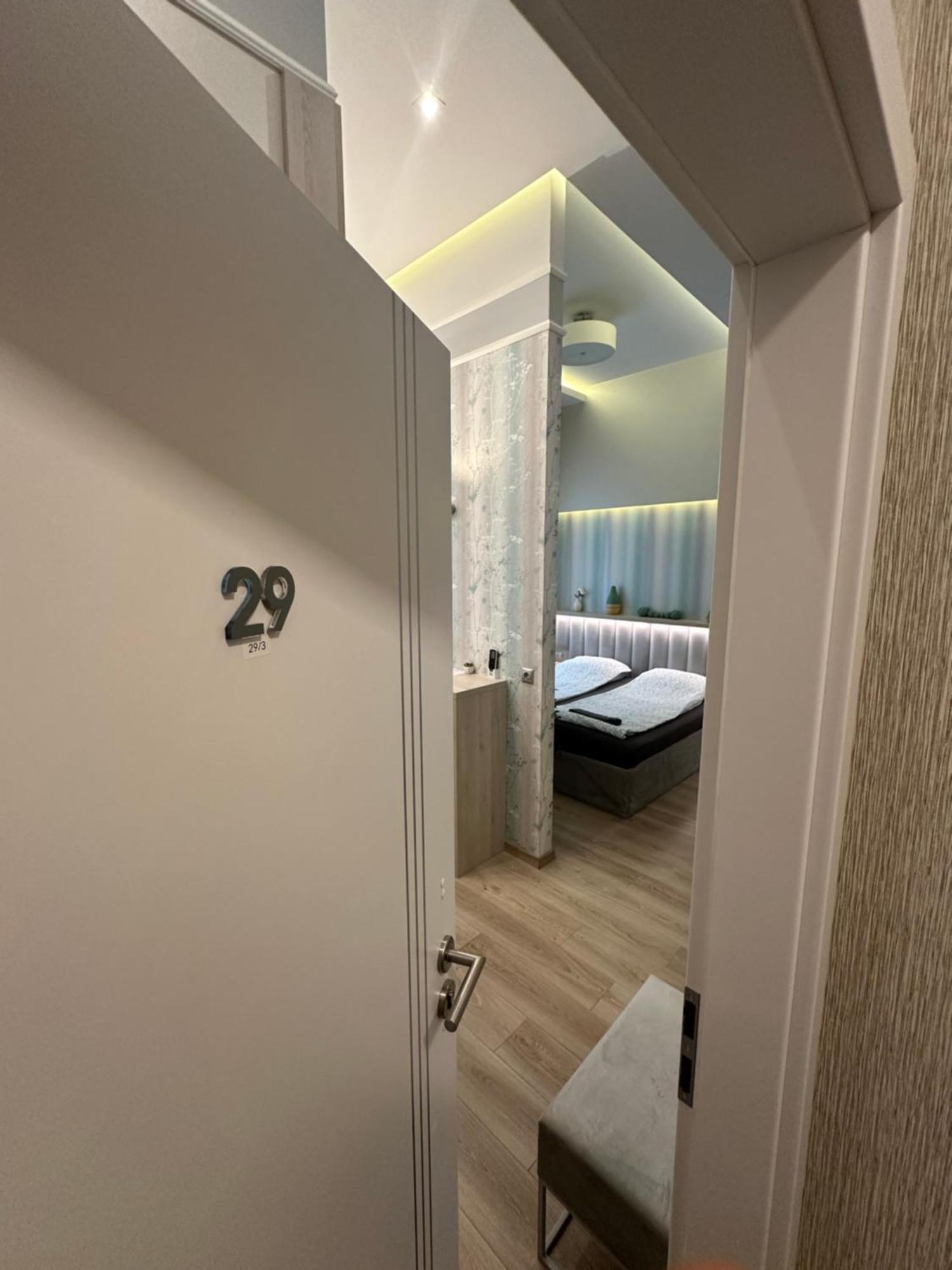 Revay 20 Suites By Corall บูดาเปสต์ ภายนอก รูปภาพ