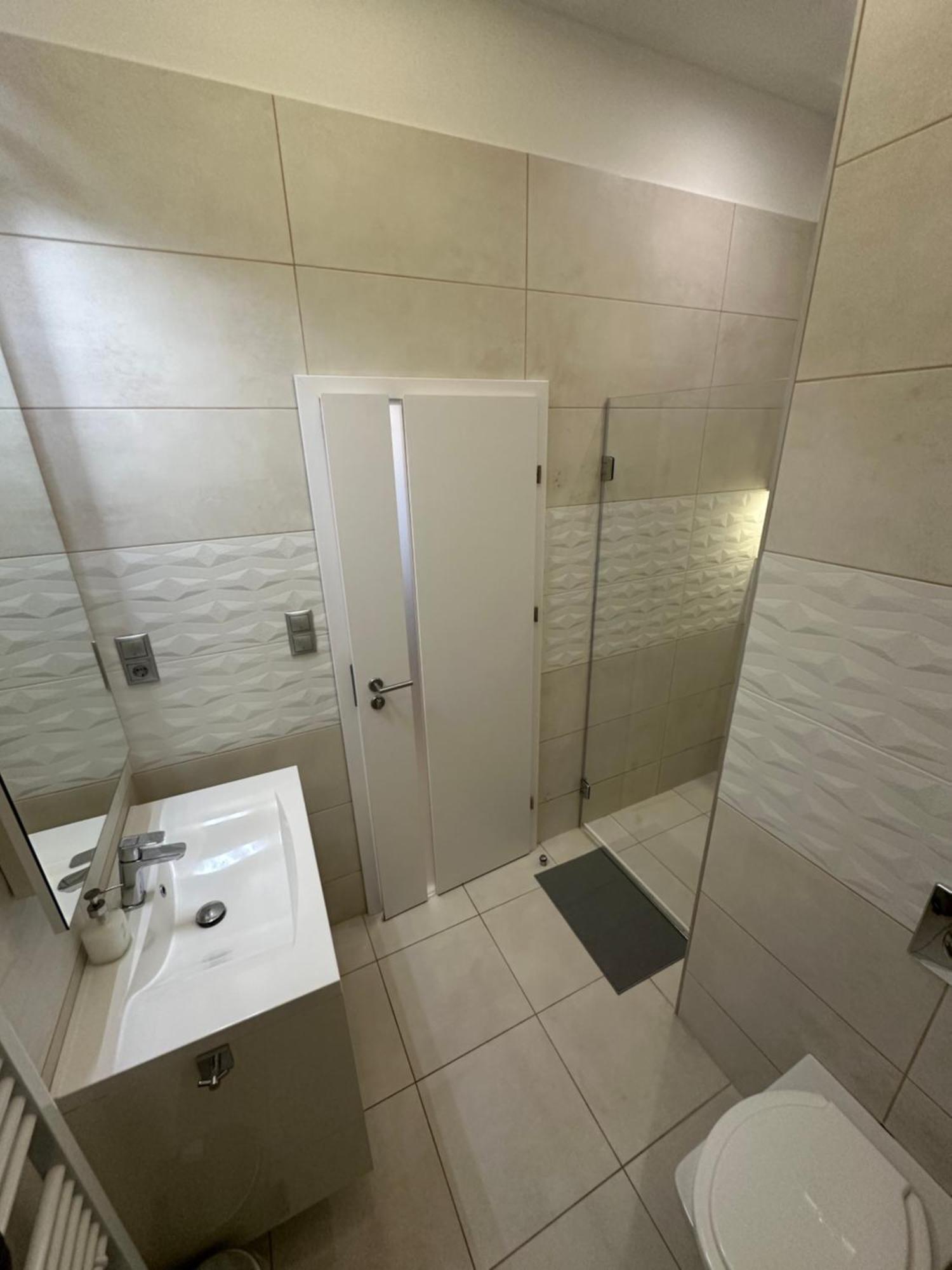 Revay 20 Suites By Corall บูดาเปสต์ ภายนอก รูปภาพ