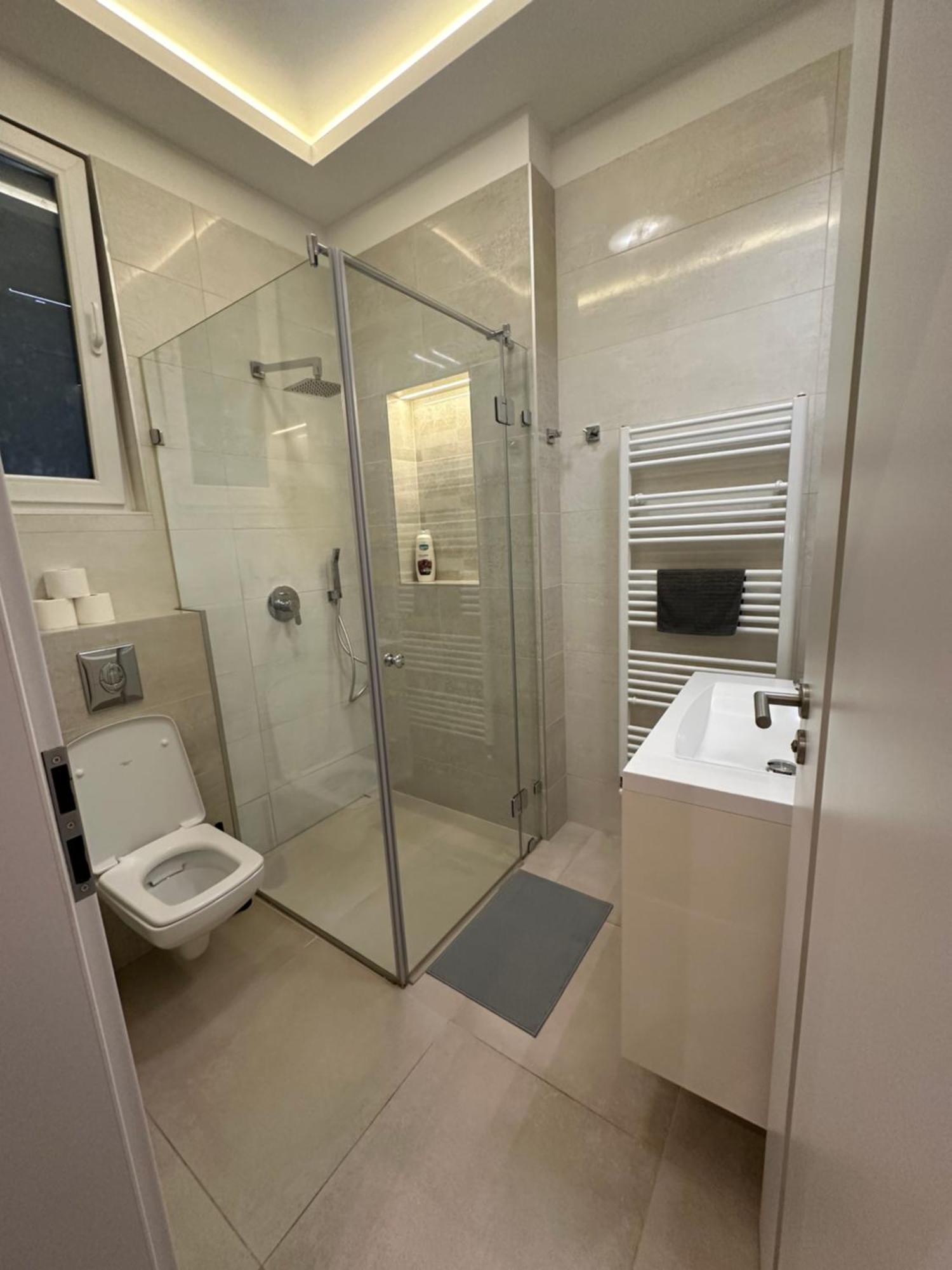 Revay 20 Suites By Corall บูดาเปสต์ ภายนอก รูปภาพ
